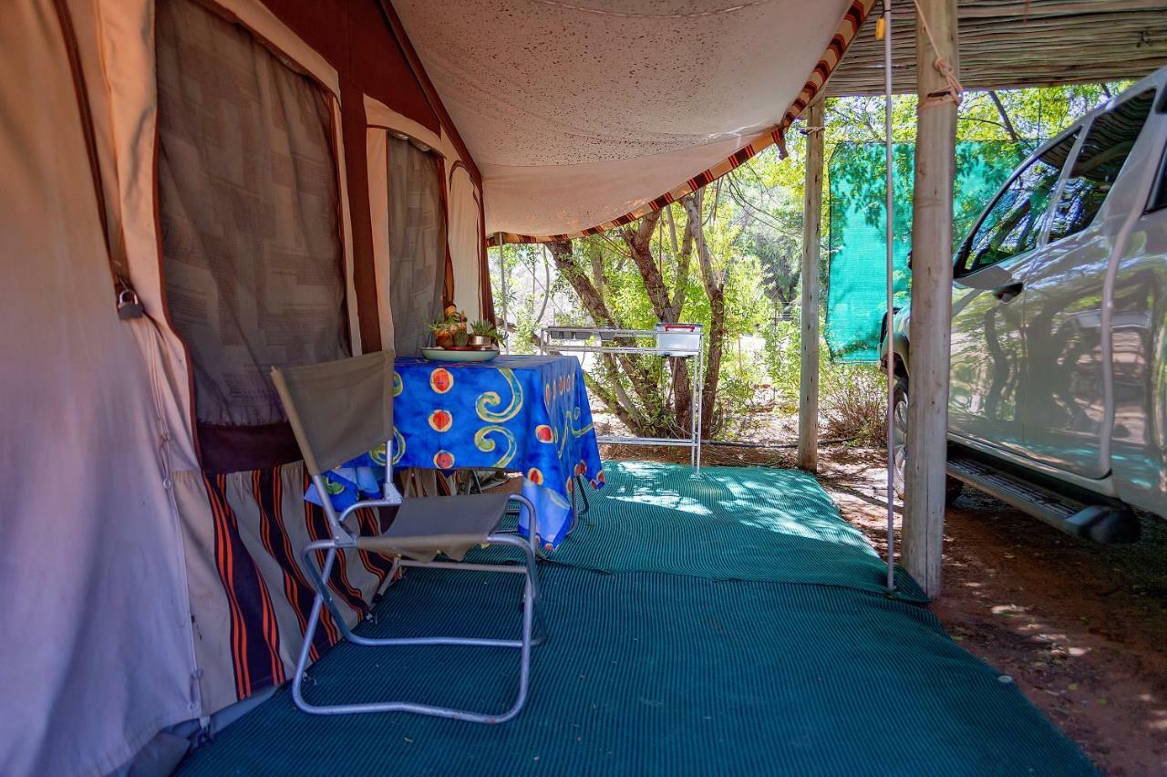 Kalahari Camelthorn Guesthouse And Camping Askham ภายนอก รูปภาพ